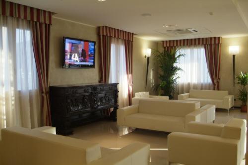 Hotel Arthur Солиньяно-Нуово Экстерьер фото